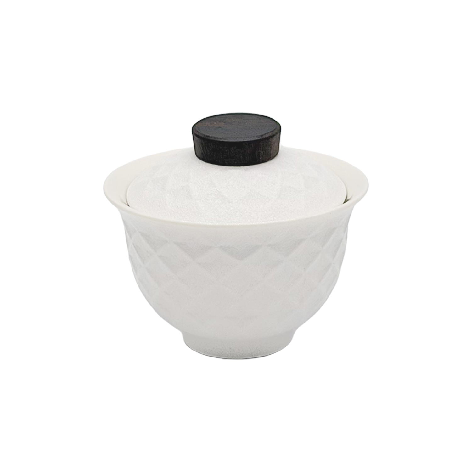 Gaiwan „Menja White“ – weißes Porzellan mit Rautenmuster Gaiwan „Menja White“ – weißes Porzellan mit Rautenmuster