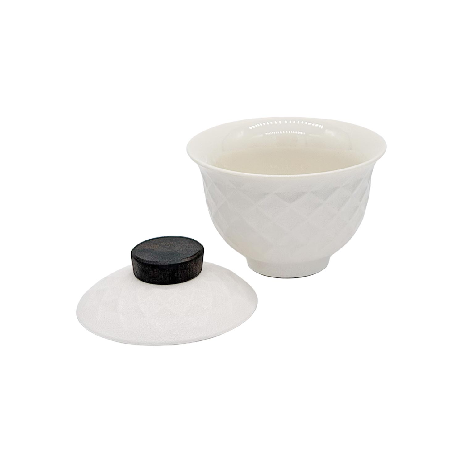Gaiwan „Menja White“ – weißes Porzellan mit Rautenmuster Gaiwan „Menja White“ – weißes Porzellan mit Rautenmuster